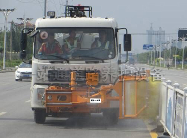 城市護欄清洗機